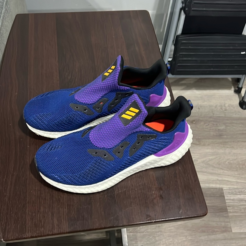 Adidas shoes brand new